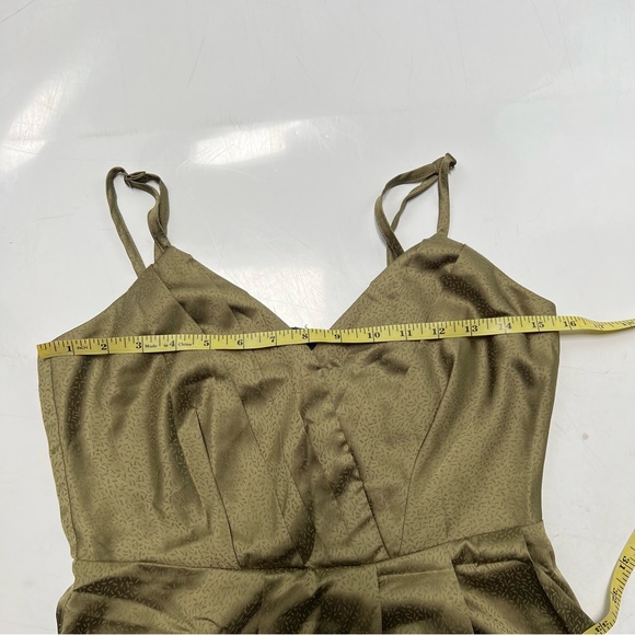 Lulus women’s khaki satin dress S L115-8 - Picture 5 of 6